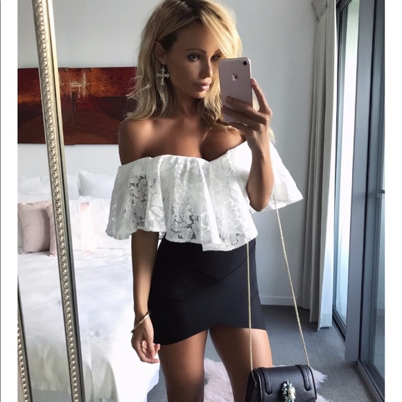 💥HP💥 Sexy Off Shoulder Lace Jumpsuit or Bodysuit - Picture 4 of 7